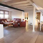 Die Wohnung Möwe ist ein kleines gemütliches Feriendomizil für 4 Personen im Haus Vogelsang.